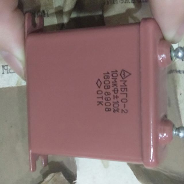 Tụ Nga 10uf 160v