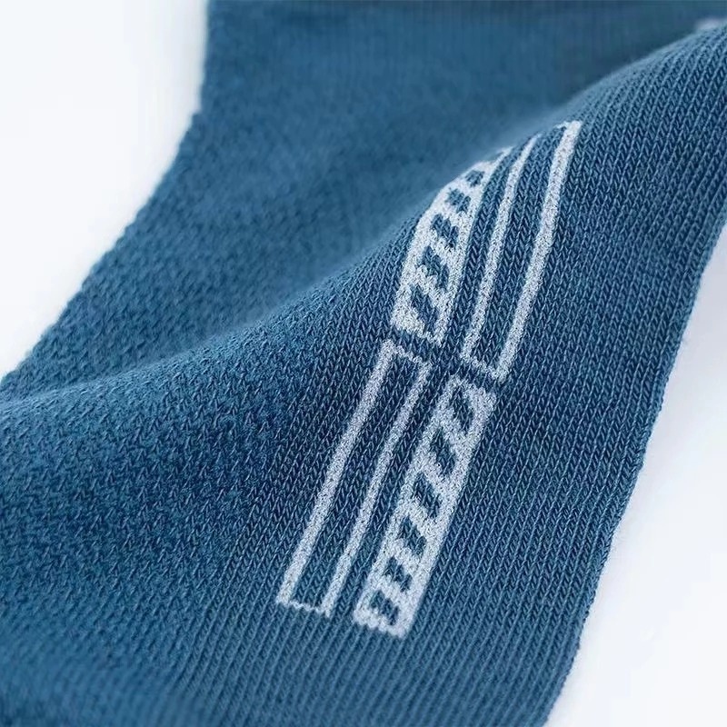 Vớ Thể Thao Cổ Thấp Chất Liệu Cotton Mỏng Nhanh Khô Thời Trang Mùa Hè Cho Nam