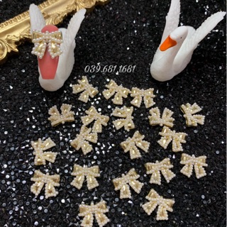 Charm Nơ ,Đá Hình trang trí móng siêu đẹp. Set 2 cái 14k