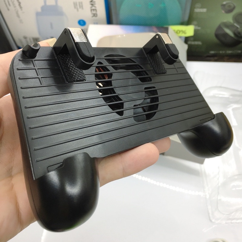 Tay cầm hỗ trợ chơi game có quạt tản nhiệt cho điện thoại ivalue MT-G001