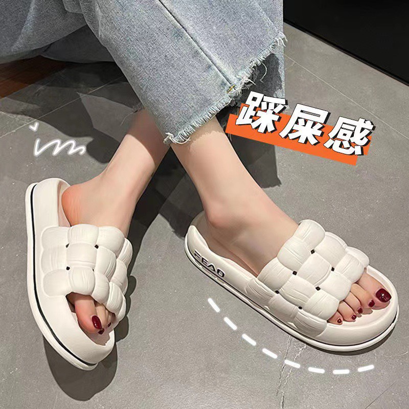 Dép Quai Ngang Nữ, Dép Bánh Mỳ NHỰA KẺ Ô ĐẾ DẺO- Sẵn Hàng 4 Màu Đen Hồng Xanh Trắng