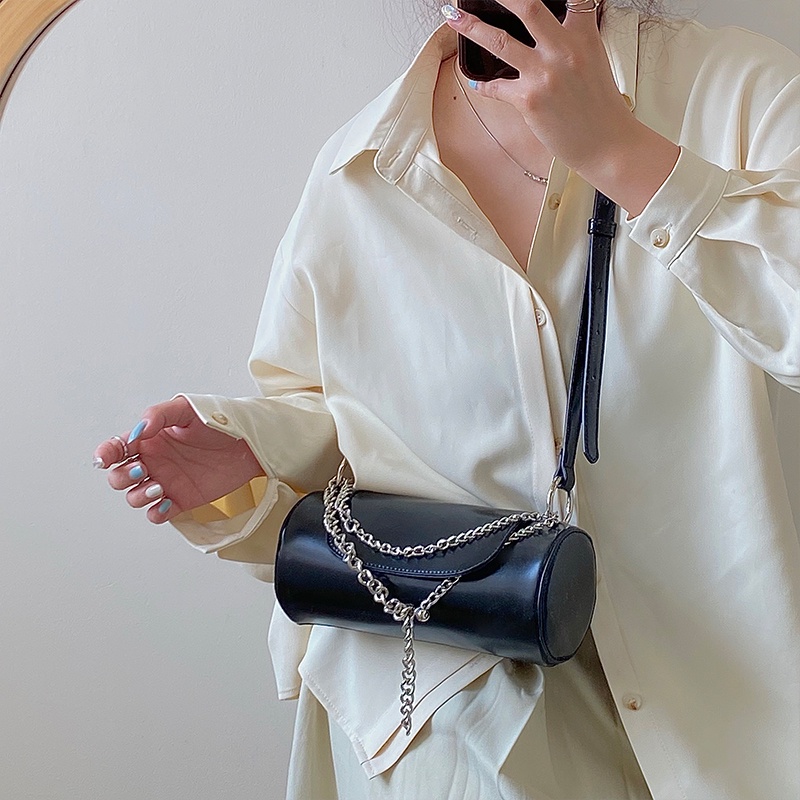 Túi Đeo Chéo Hình Trụ Phối Dây Xích Thời Trang 2022 Cho Nữ