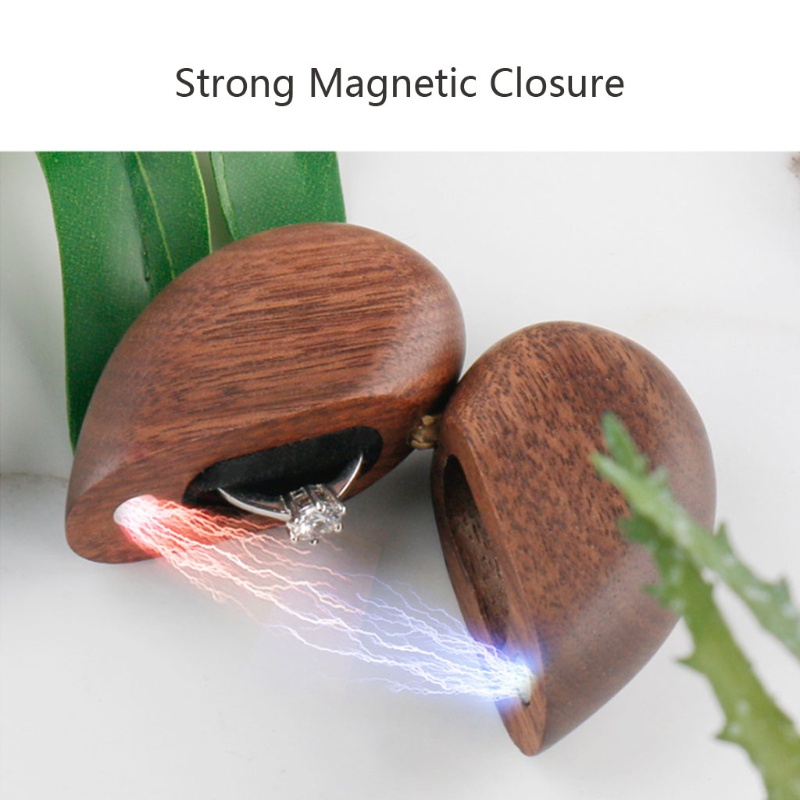 Hộp gỗ đựng nhẫn hình trái tim