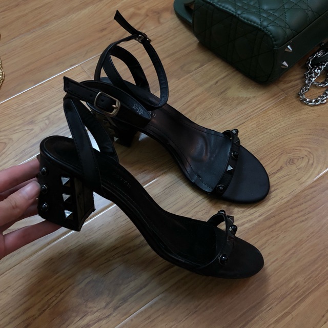 Sandal 5 phân