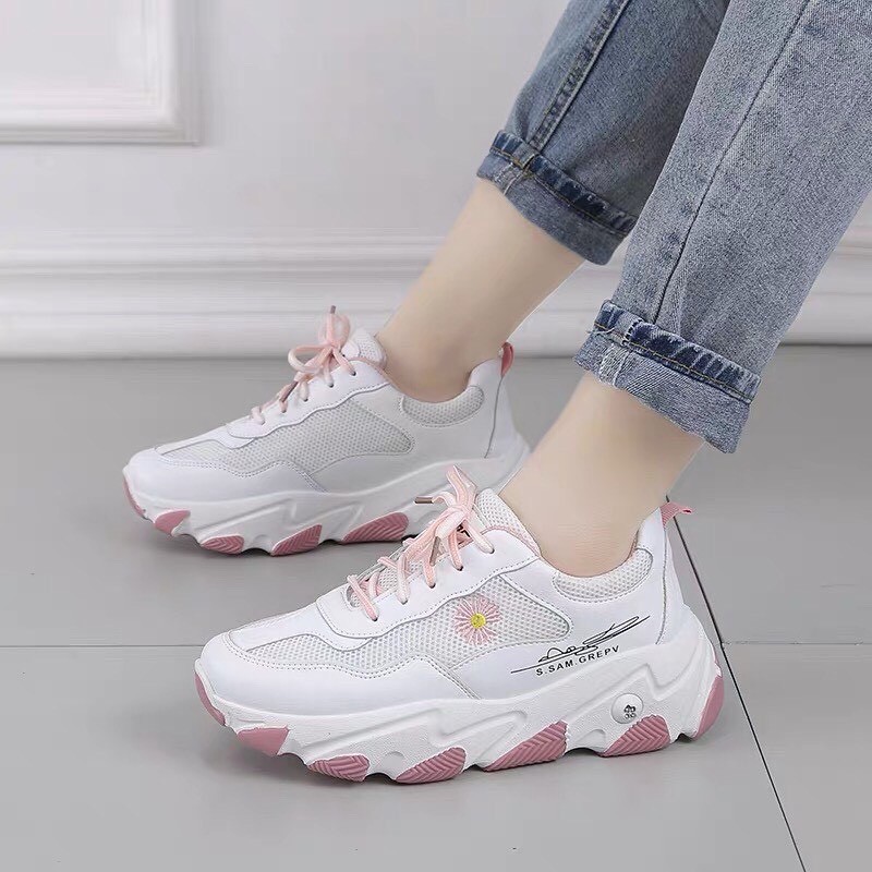 Giày thể thao sneaker nữ đế sóng thêu Hoa Cúc nổi bật