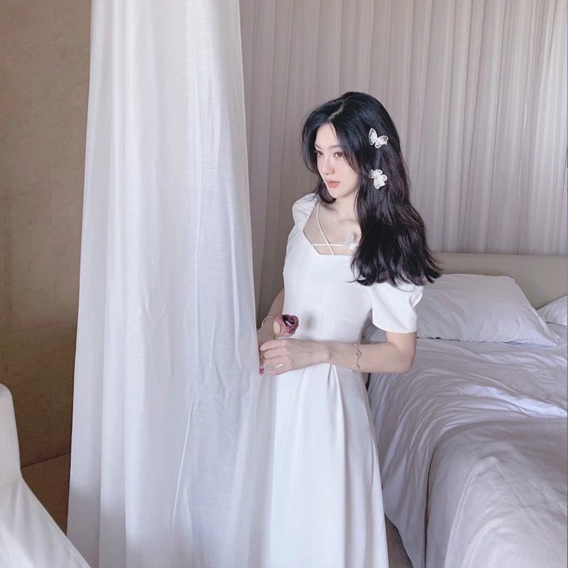 Đầm Trắng Cổ Chữ V Phối Hình Bướm Phong Cách Pháp Thời Trang Hè Trẻ Trung Cho Nữ