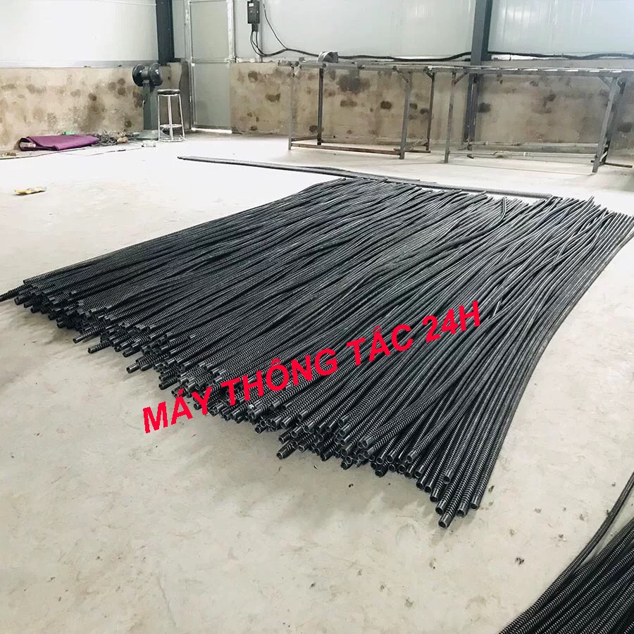 Dây Thông Tắc Cống Dạng Lò Xo Dây Phi 10- Sử Dụng Bằng Khoan