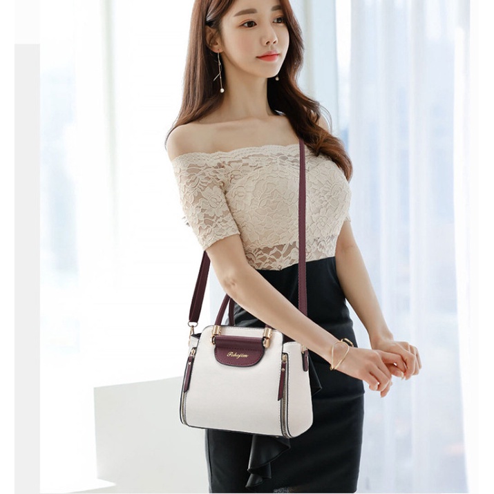 Túi xách công sở nữ da sần nhiều ngăn khóa hai bên BAG U POHO285