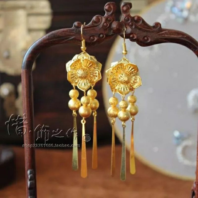 30 mẫu chọn mẫu khuyên tai cổ trang hầu đồng