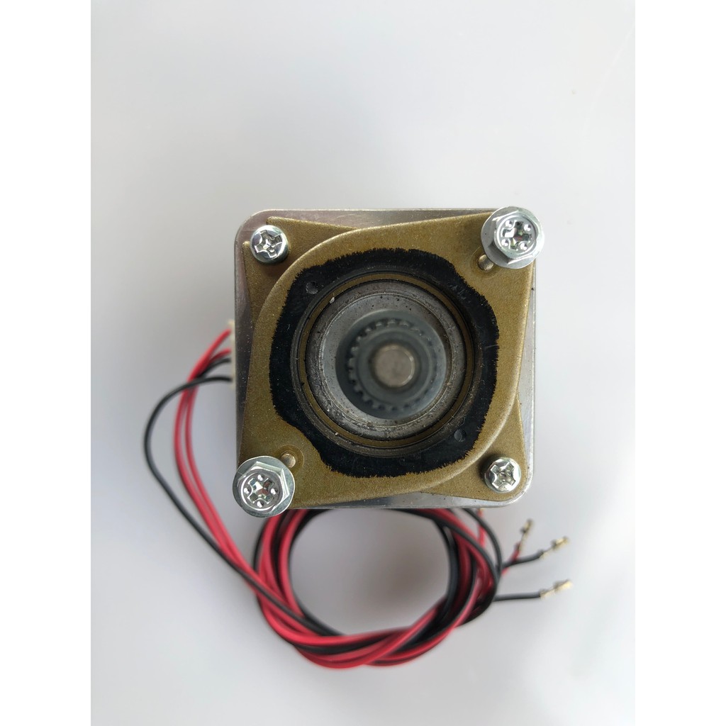 Động cơ bước 17PMK043P5V