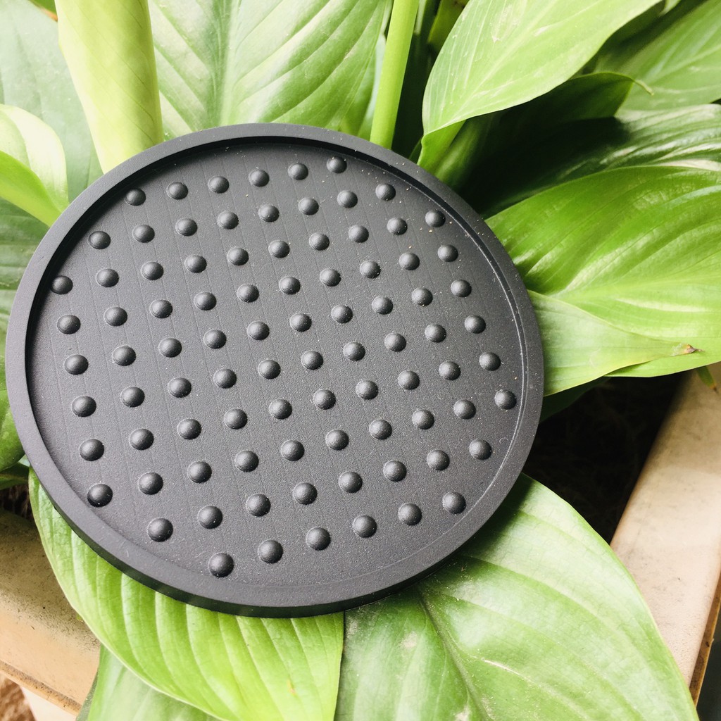 Bán lẻ miếng lót cốc silicon có sẵn giá rẻ, Đặt đế lót cốc silicon màu đen.
