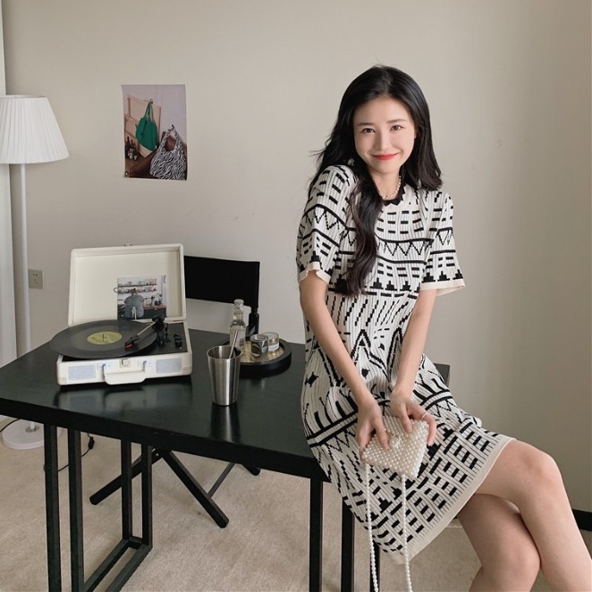 Đầm Dệt Kim Tay Ngắn Cổ Tròn Thời Trang Mùa Hè Phong Cách Vintage Cho Nữ