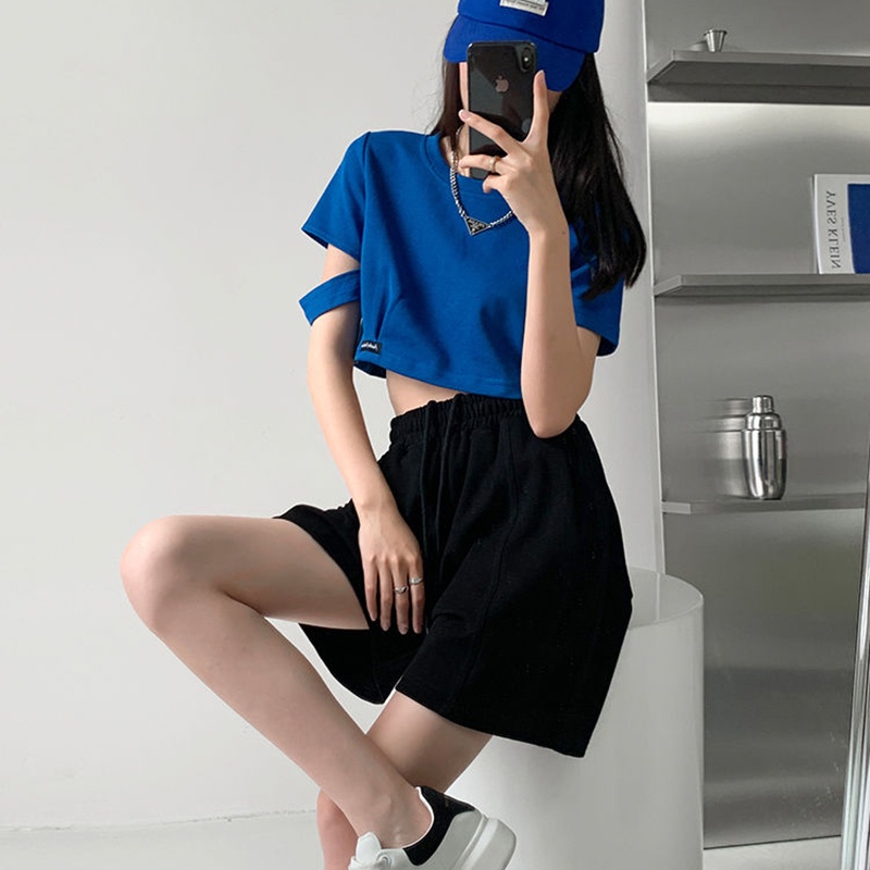 Quần ngắn IELGY kiểu dáng thể thao lưng thun phối dây rút cho nữ