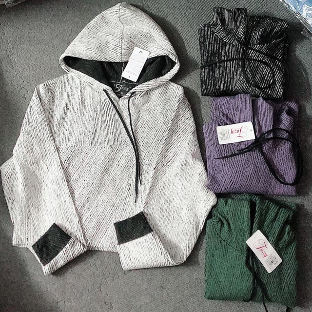 Áo croptop nỉ sọc Vân Jazzy (chất đẹp)