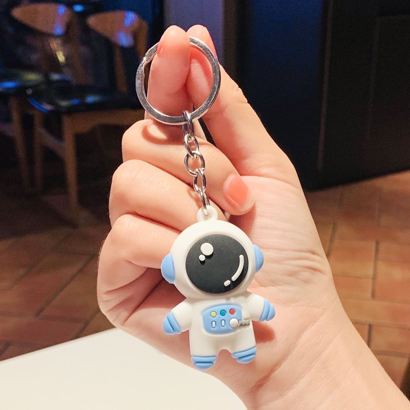 Móc khoá phi hành gia cute - Mẫu mới 2022 - Size to hàng chuẩn(không dây)