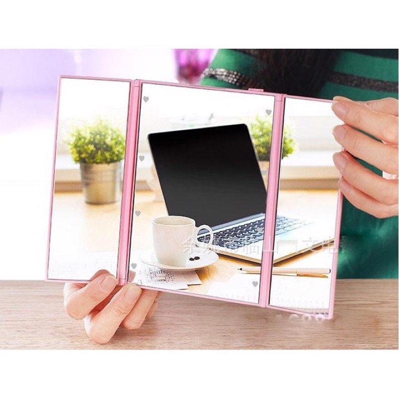 Gương trang điểm đê bàn 3 mặt gấp gọn kèm đèn led