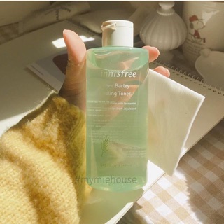NƯỚC HOA HỒNG LÚA MẠCH INNISFREE GREEN BARLEY PEELING TONER