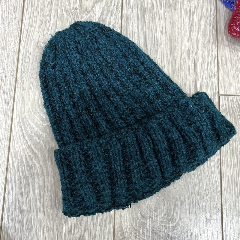 Mũ beanie len nhũ dệt kim