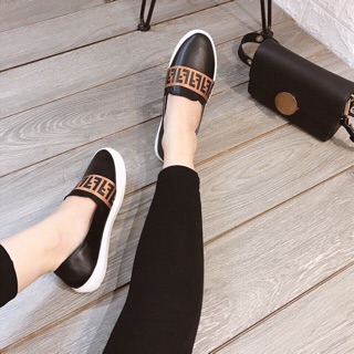 Giày slipon vạch xinh