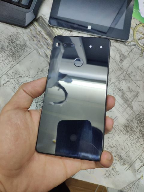 Điện thoại Essential Phone Snap835 128GB/4GB Zin Likenew 99%