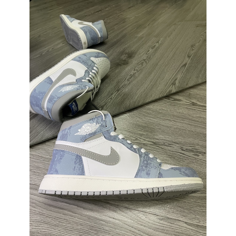 Giày thể thao nam nữ cổ cao Jordan 1 Retro OG Hyper Royal [HÀNG MỚI VỀ] Giày 𝐉𝐨𝐫𝐝𝐚𝐧 xanh loang nam nữ bản đẹp