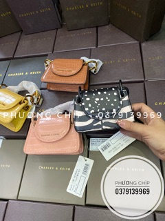 Túi  xuất dư