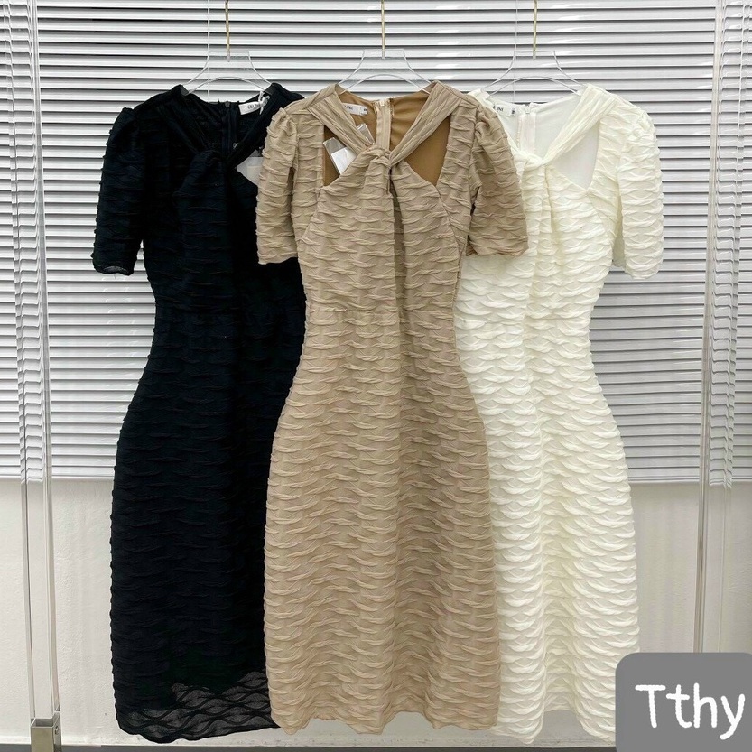 Váy khoét ngực cộc tay - Hàng loại 1