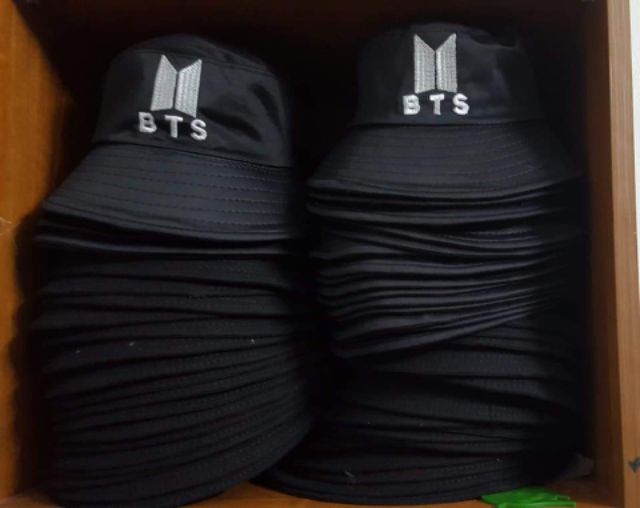 Mũ sỉ bằng lẻ tai bèo BTS thêu