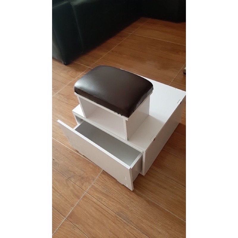 Kệ để chân có đệm có ngăn kéo