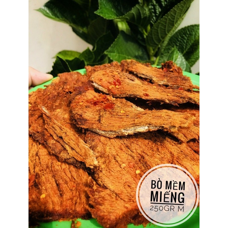 KHÔ BÒ MIẾNG MỀM hộp 300gram