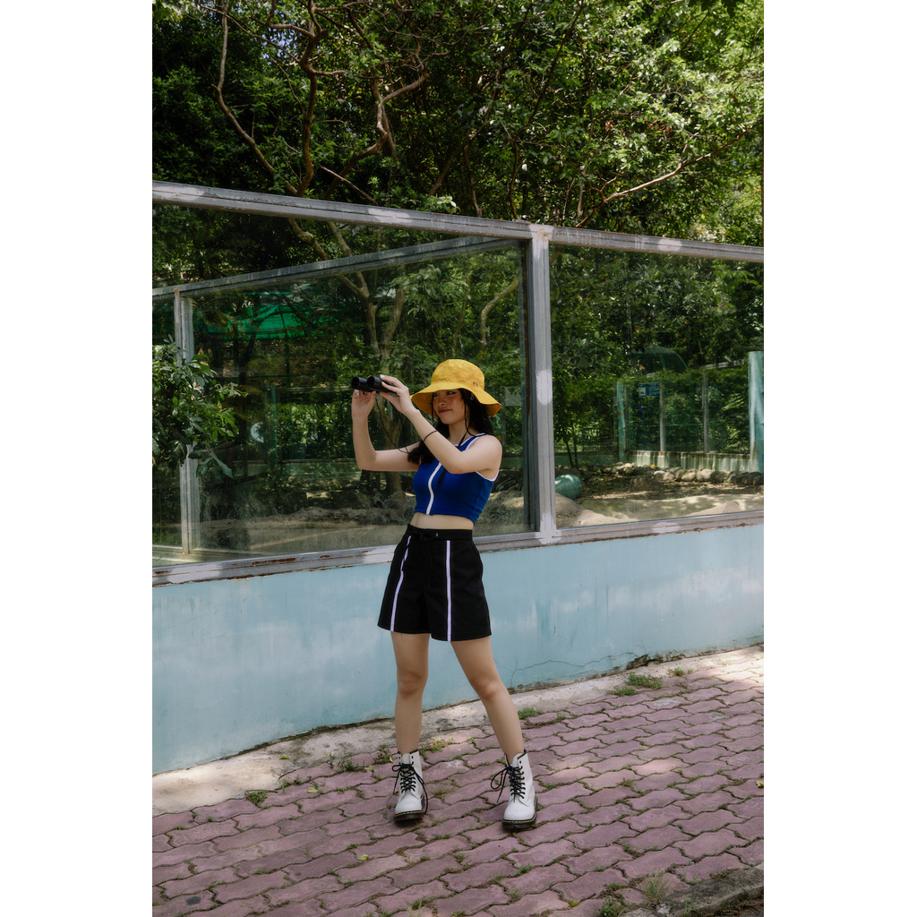 Quần shorts phối viền đen năng động BLMDE