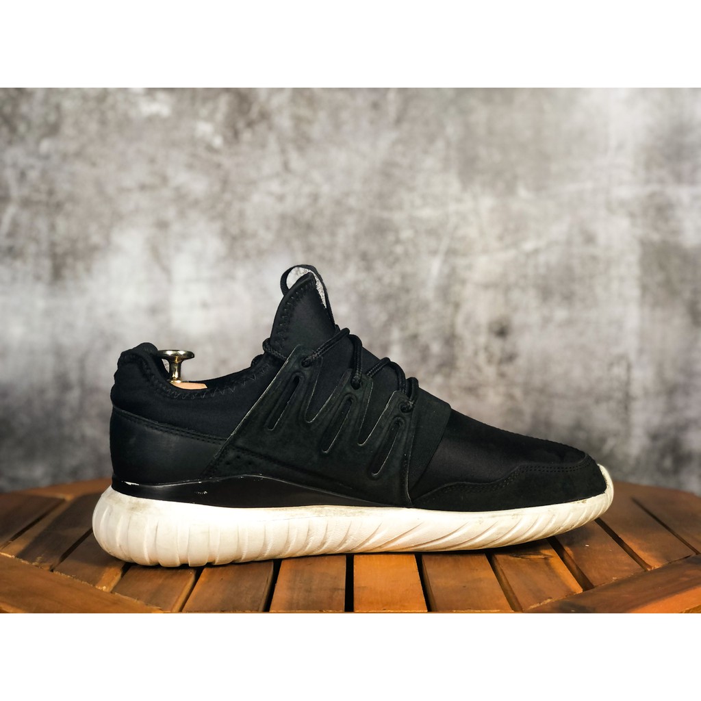 (SIZE 42) Giày thể thao chính hãng 2hand ADIDAS TUBULAR RADIAL ` < *