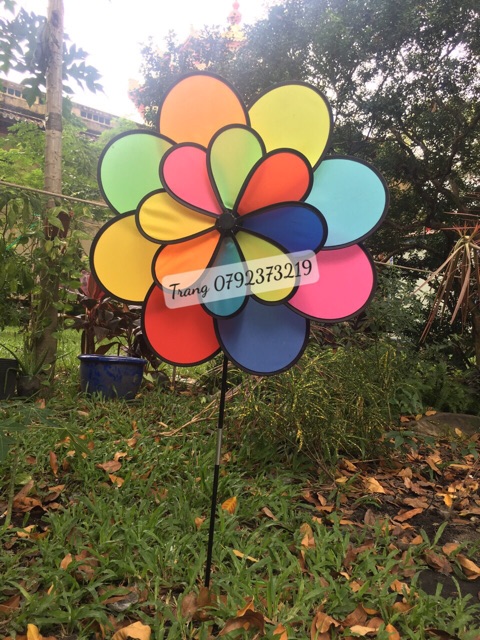 Trang trí xe trà sữa