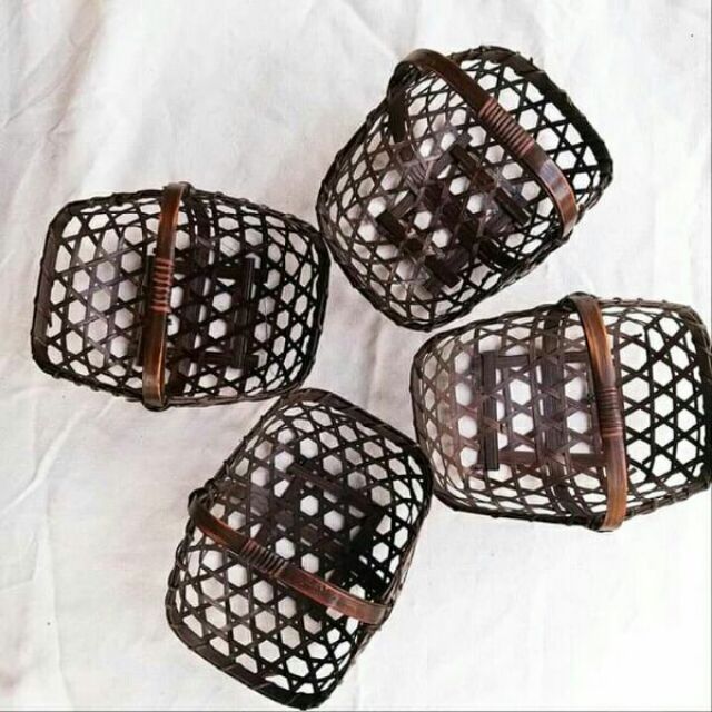 Làn tre giỏ tre đựng hoa,  trang trí