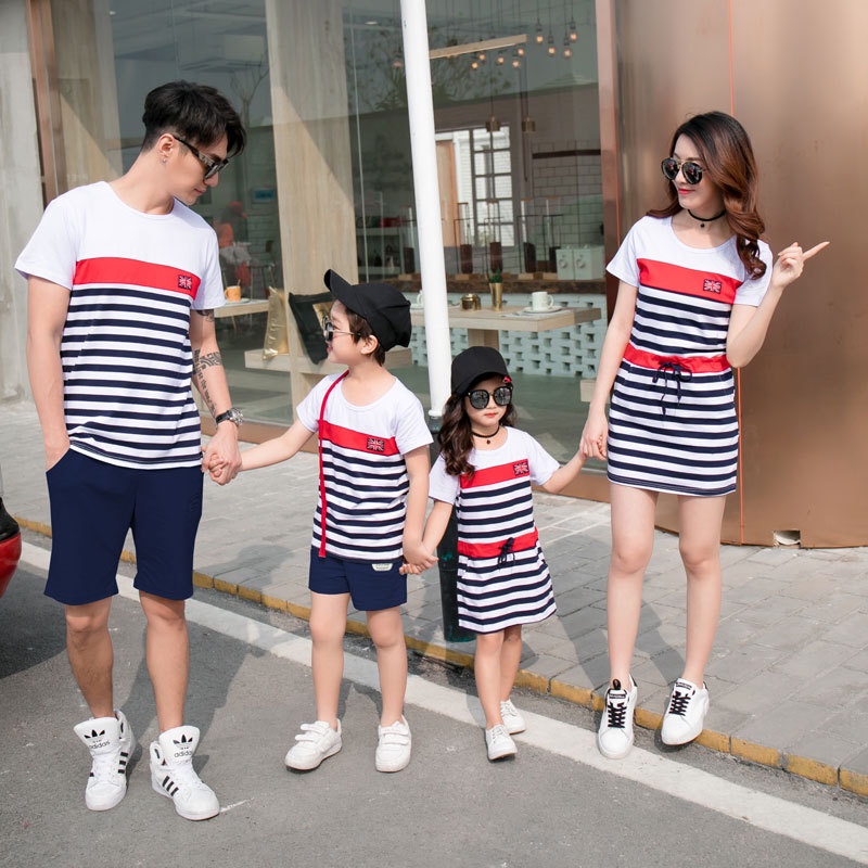 Đồ gia đình đẹp 3/4/5 người ❤️FREESHIP❤️ đồng phục gia đình ba mẹ và bé trai gái váy áo thun phối sọc dễ thương AG43
