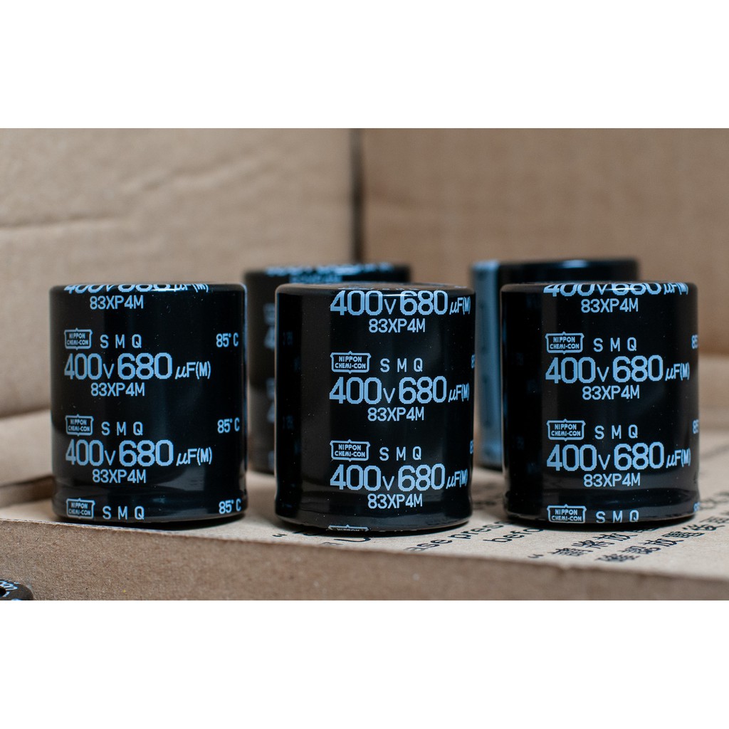Tụ  680 uF 400V Chemicon