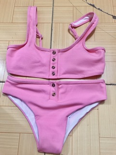 Bikini 2 mảnh hàng cúc