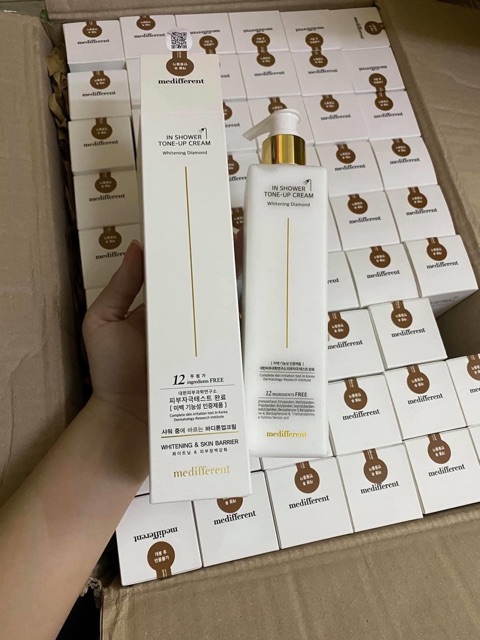 Sữa Tắm Truyền Trắng, Bật Tông Da, Giúp Da Săn Chắc, Trắng Sáng Tự Nhiên Medifferent In Shower Tone-Up Cream 300ml | BigBuy360 - bigbuy360.vn