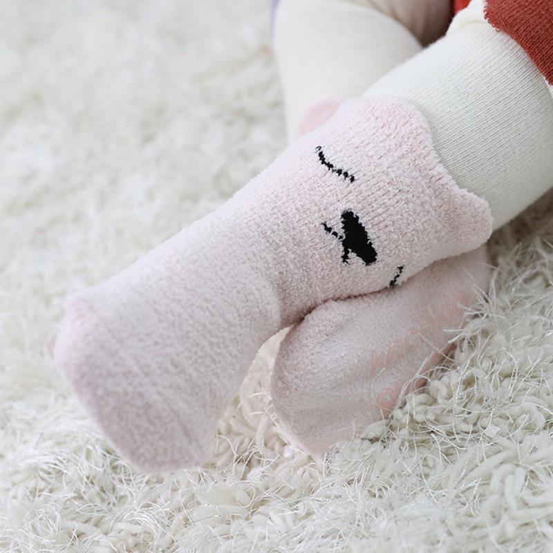 Vớ mềm cho em bé sơ sinh thêu hình hoạt hình dễ thương