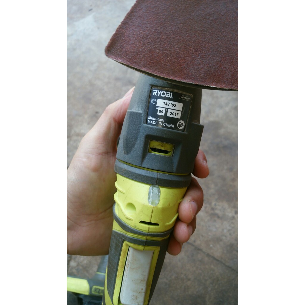 Thân máy mài, chà nhám, cắt rung đa năng đã gắn sẵn đế đúc Makita phổ thông