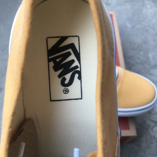 GIÀY V CLASSIC VÀNG (Full box + Bill)