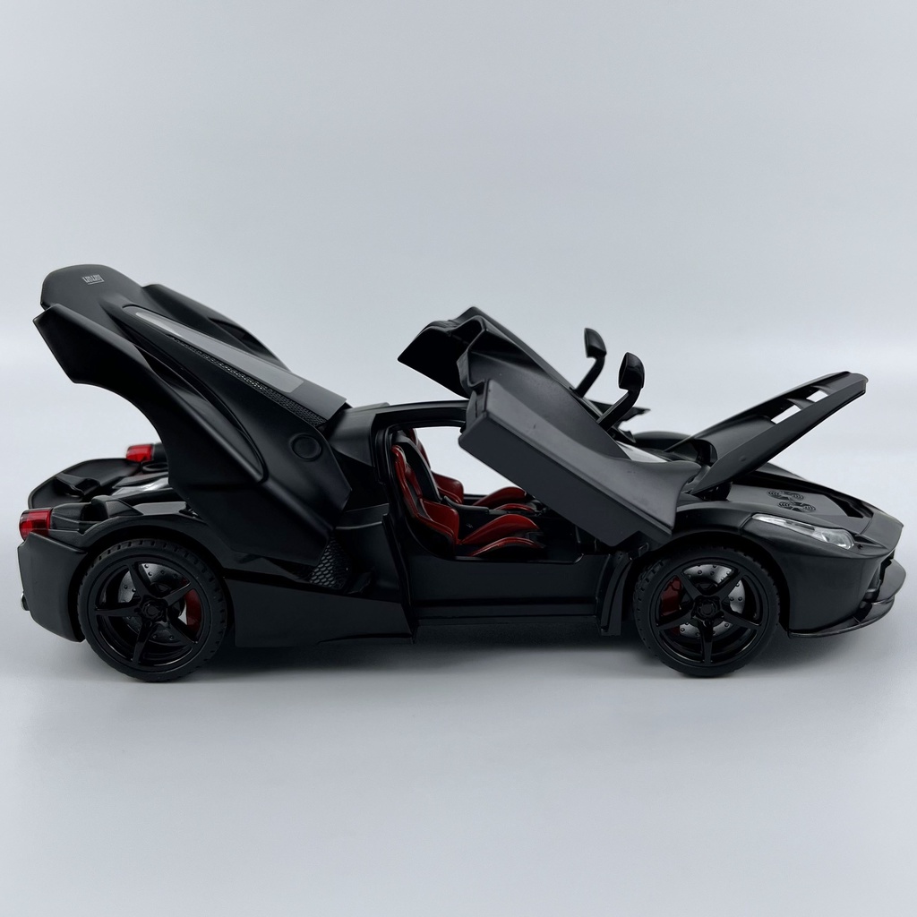Xe mô hình Ferrari Rafa tỉ lệ 1:22 kiểu dáng thể thao, chất liệu hợp kim sơn tĩnh điện