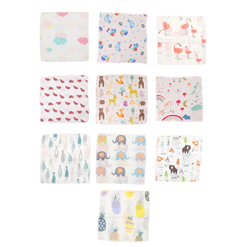 Khăn ăn cotton hình tam giác in họa tiết dễ thương cho bé