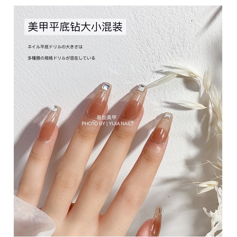 Đá kiểu vuông - chữ nhật có 3 màu