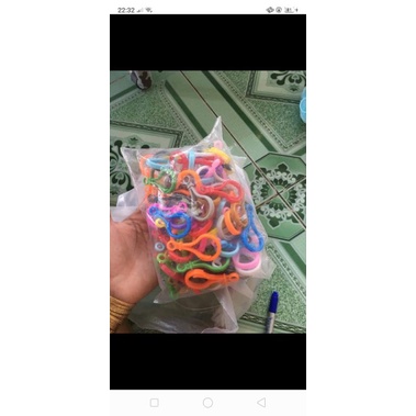 móc khoá nhựa găn gấu bông