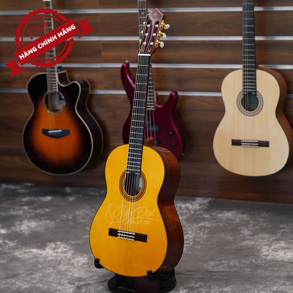 Đàn Guitar Classic Yamaha CG162S Và CG162C Thiết Kế Đẹp, Chất Liệu Gỗ Ovangkol Chắc Chắn, Hạn Chế Cong Vênh