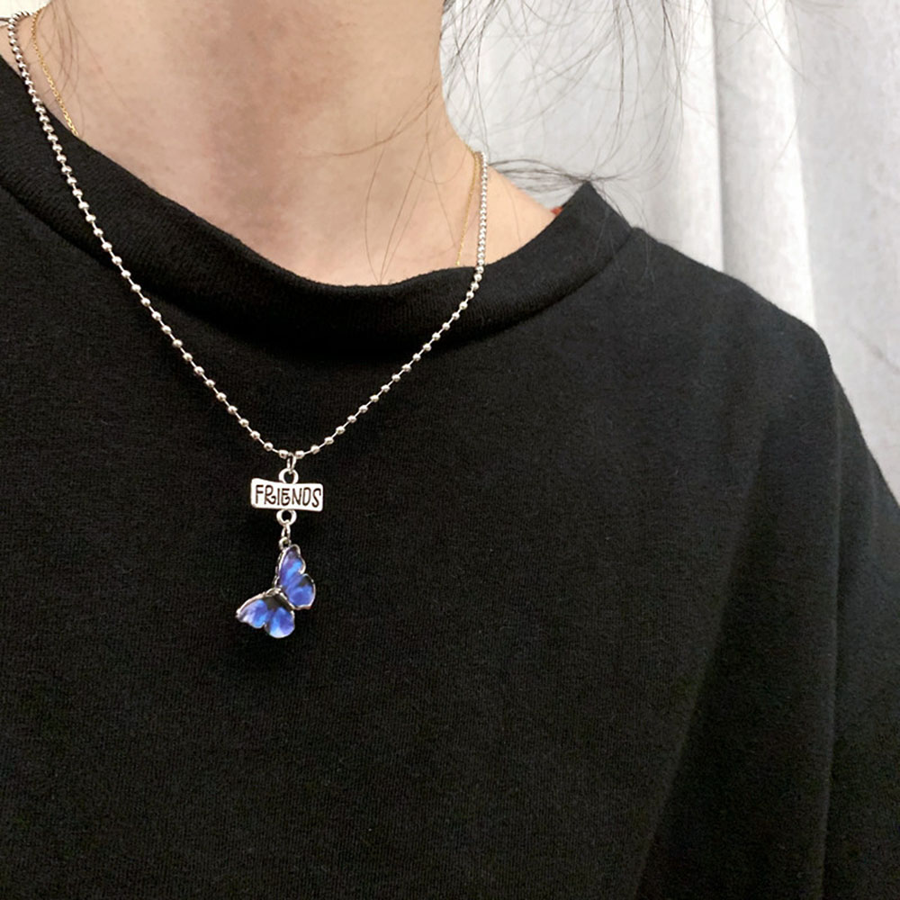 Dây chuyền unisex mặt khắc chữ Best/Friend và hình bướm màu xanh dương phong cách Hàn Quốc