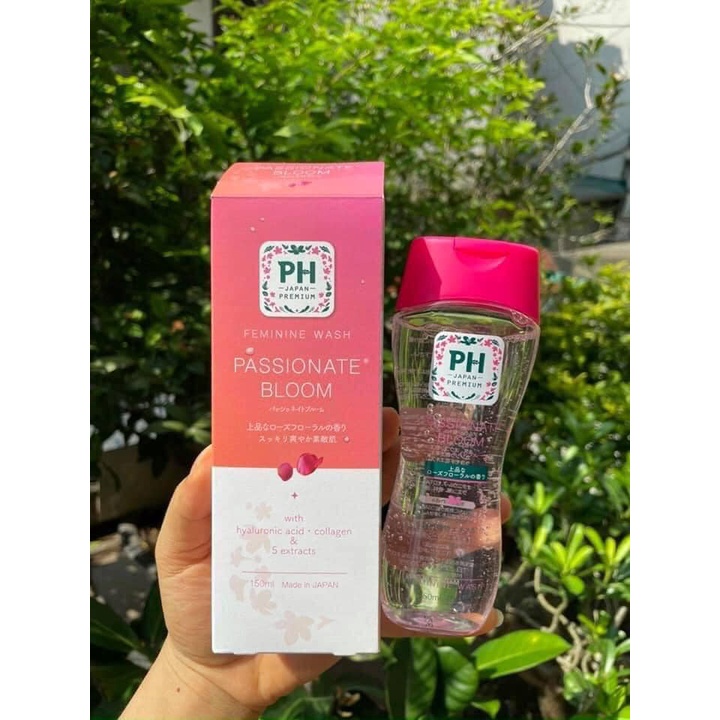 [Có sẵn] Dung Dịch Vệ Sinh Phụ Nữ PH Japan Premium 150ml - Passionate Bloom