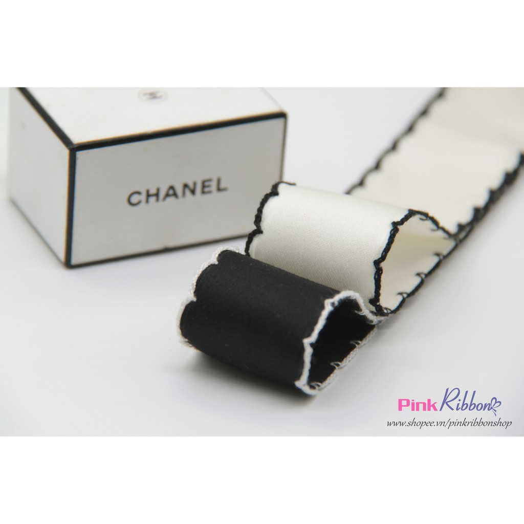 Lụa mờ thêu viền bô đê 32mm