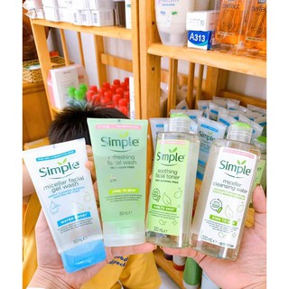 Toner Simple dịu nhẹ dưỡng da 200ml
